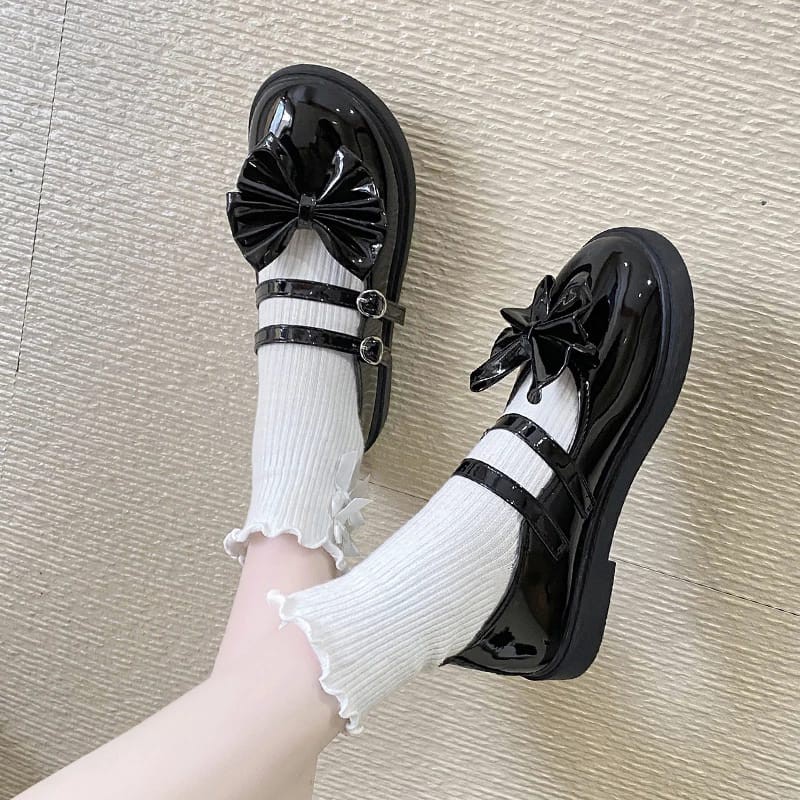 Sepatu Lolita Kawaii Dengan Pita Kupu-kupu