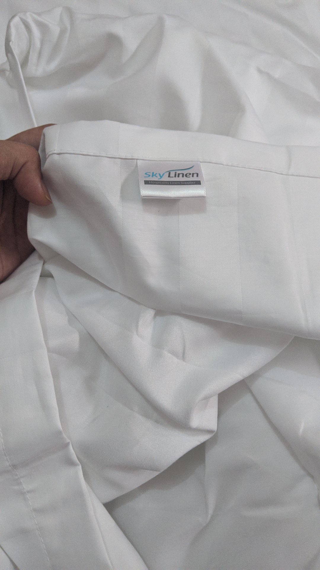 Duvet Cover / Quilt Cover / Sarung Selimut Size Single / Queen / King Size - Hotel Collection -