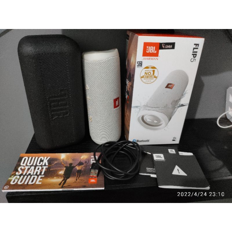 Bluetooth Speaker jbl flip 5 putih second normal JBL FLIP 4 Charge Go Clip 3