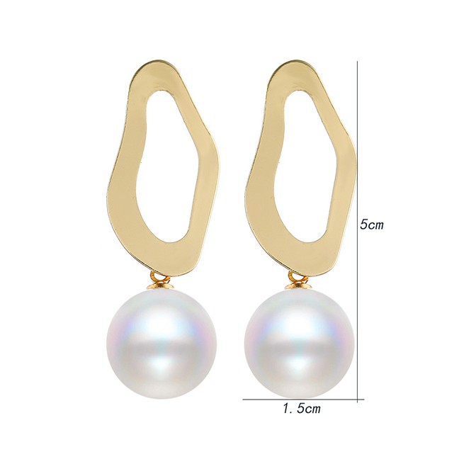 LRC Anting Tusuk Fashion Gold Alloy Diamond Earrings F40658