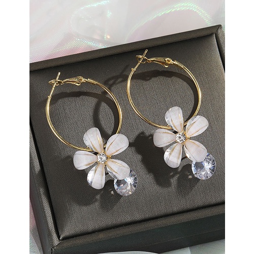 LRC Anting tusuk Fashion Rhinestone Flower Tassel Pearl Flower Tassel Resin