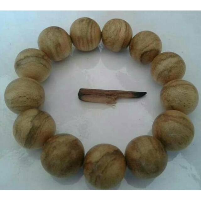 Gelang Kayu Gaharu Malinau Asli Kalimantan 18mm