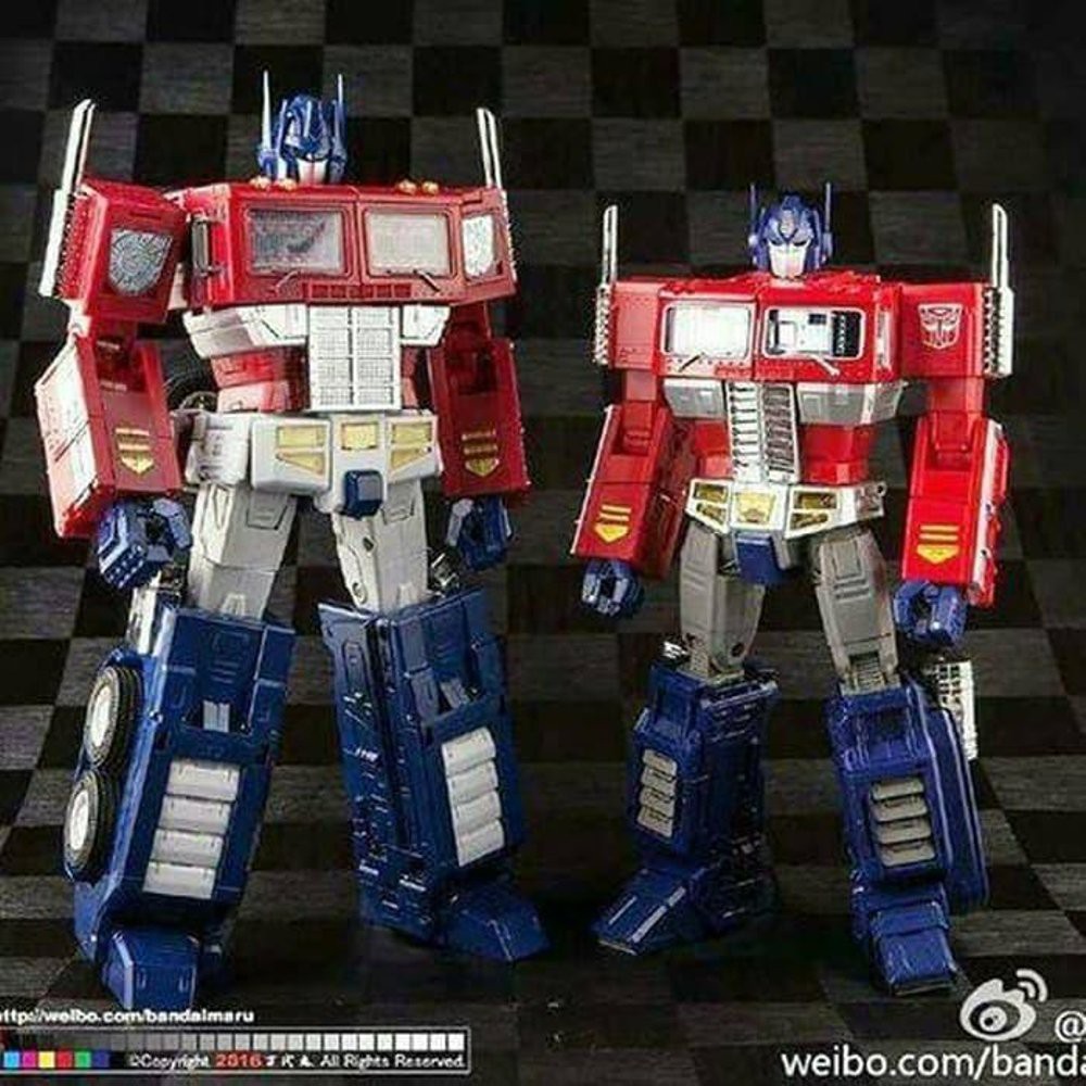 Dijual Toyworld TW M01 Optimus Prime Transformer Diskon