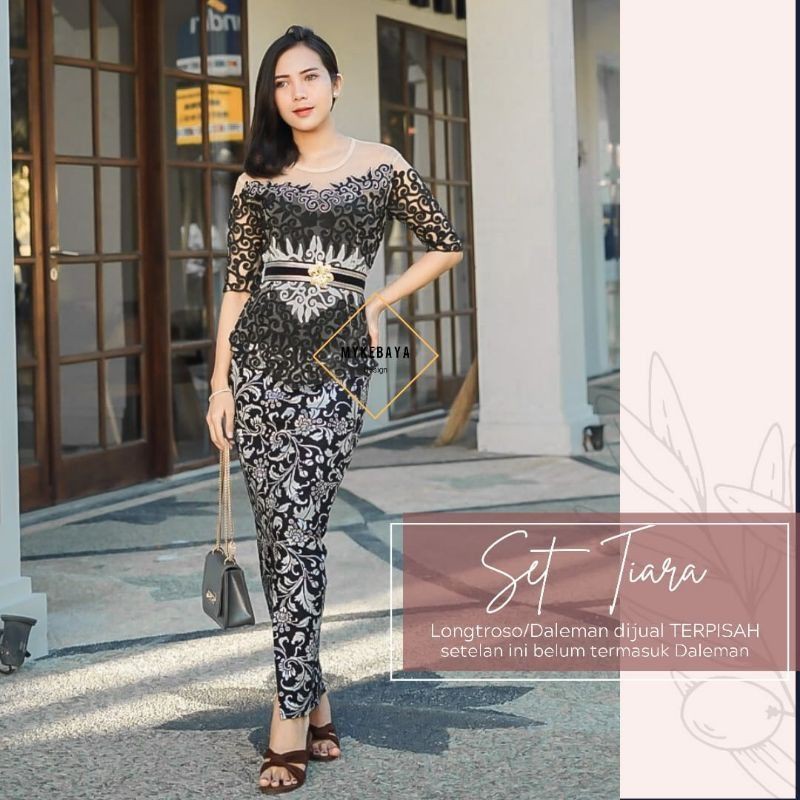 COUPLE TIARA/SET TIARA