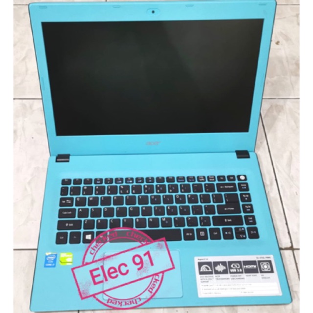 Acer E5-473G 473 Core i7 - 8GB - 1TB - GEFORCE 940m