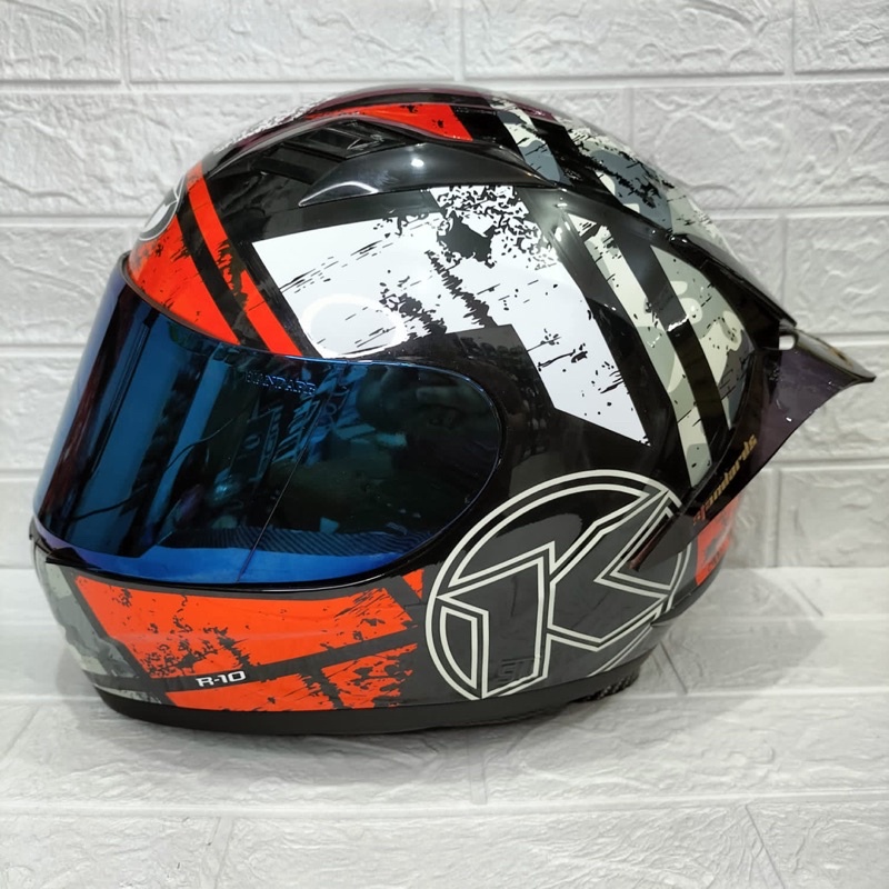 Helm Fullface KYT R10 Seri 3 Aqua Red paket ganteng