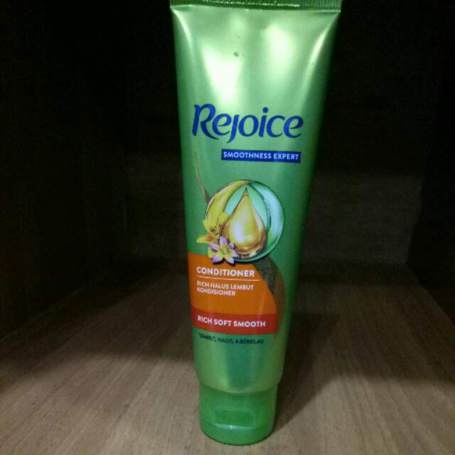 Rejoice Rich Soft Smooth conditioner 70ml