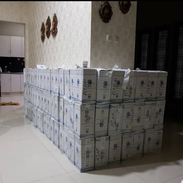 

Air ZamZam 5 Liter Asli