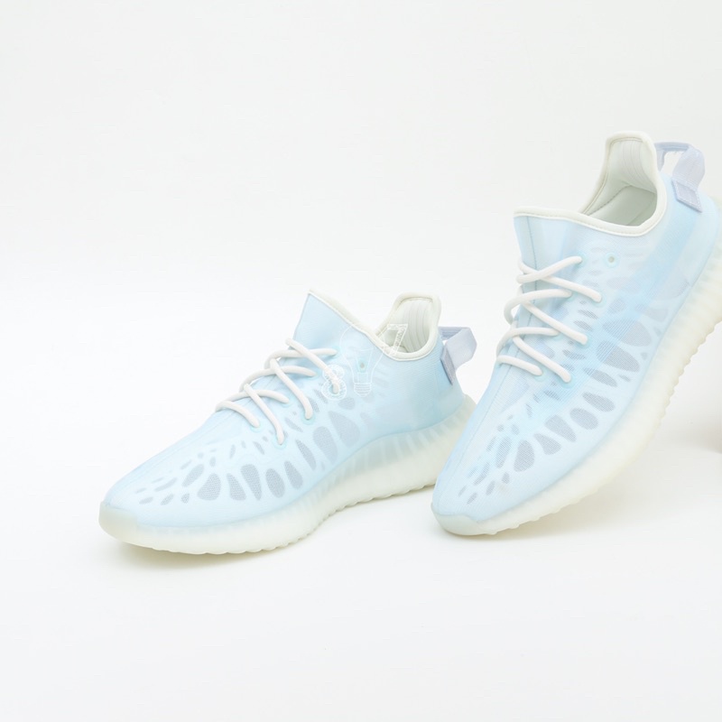 Yeezy Boost 350 V2 Mono Ice