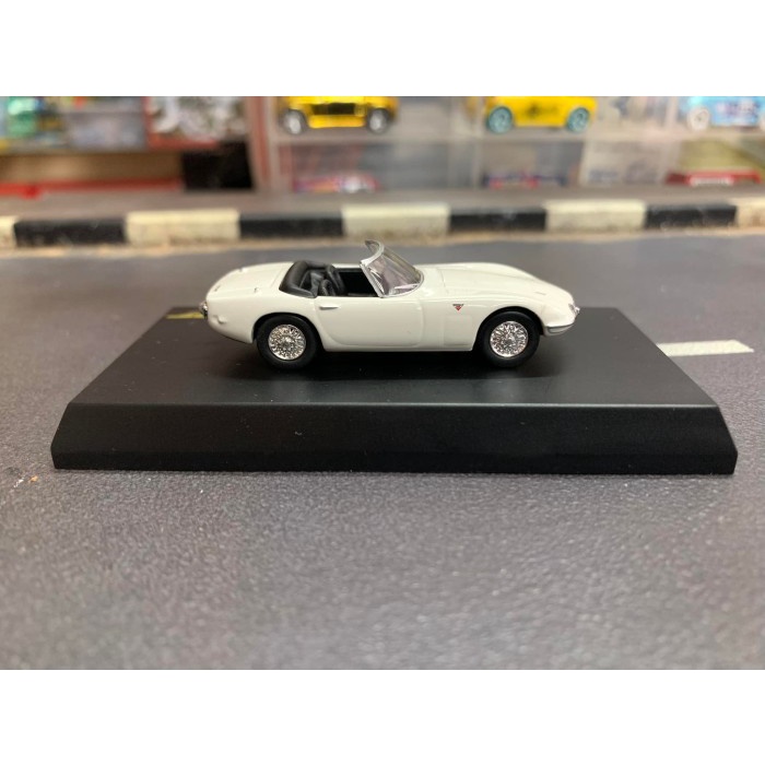 Kyosho 1/72 007 Toyota 2000GT from You Only Live Twice 1967