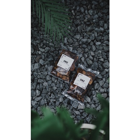 

ONZ Kripik Pisang Coklat Premium 100gr