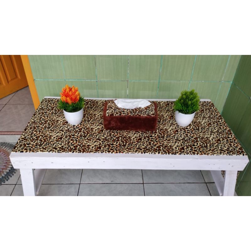 taplak meja bulu motif leopard motif belang motif hewan