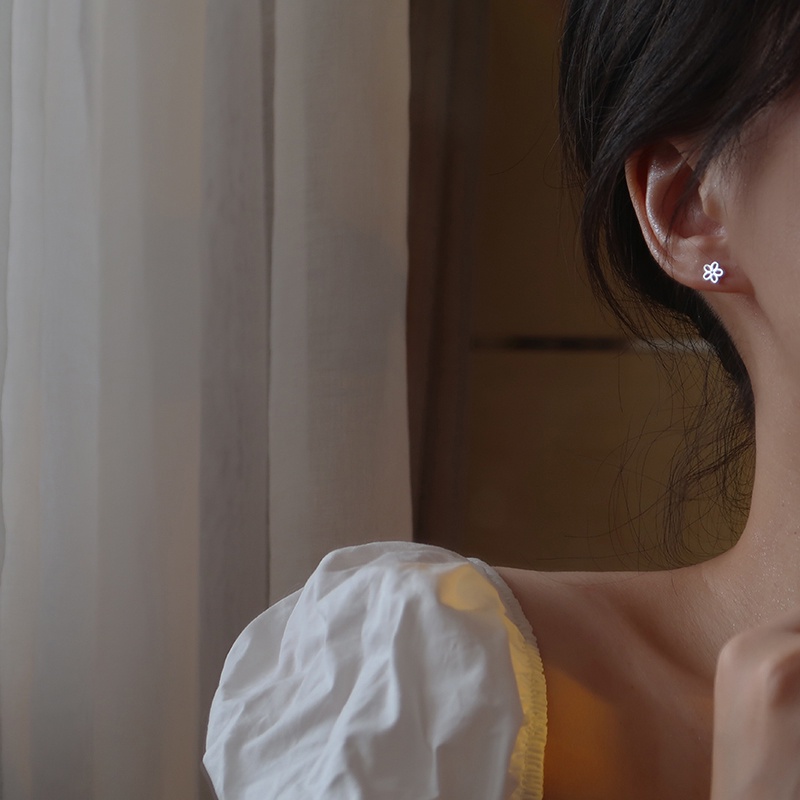 Roselife 1 Pasang Anting Tusuk Sterling Silver 925 Desain Bunga Hollow Untuk Wanita