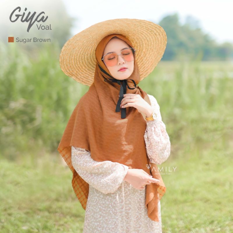 AMILY HIJAB - GIYA SCARF / JILBAB SEGI EMPAT / VOAL