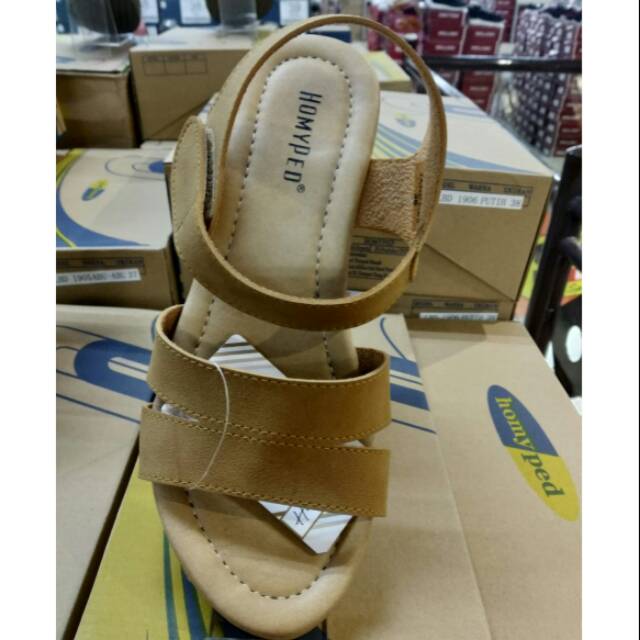 

Janet 65 (Coklat Muda & Moka)