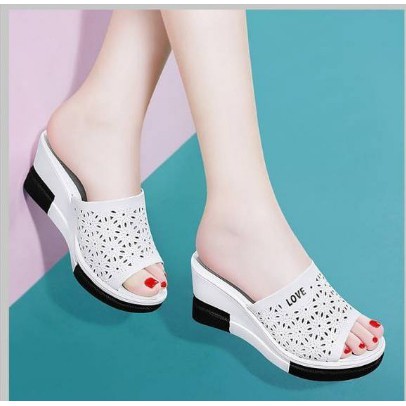 Us 74 Sandal Wedges Laser Untuk Wanita
