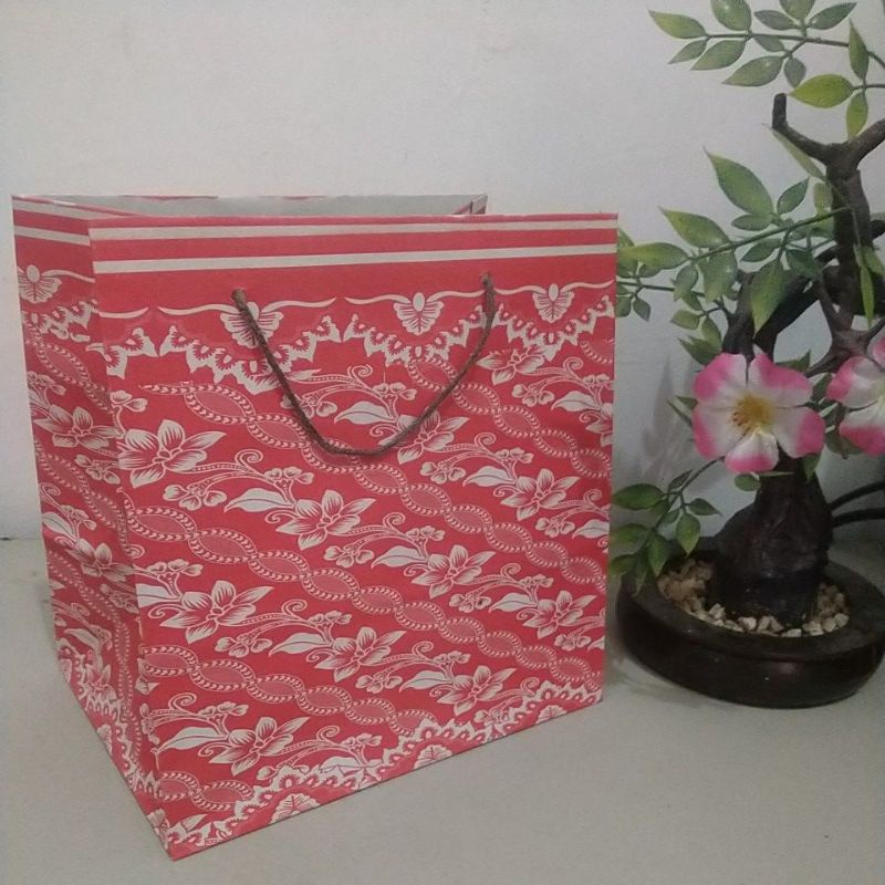 Paperbag/tas kertas UK R7 (18x14x20)