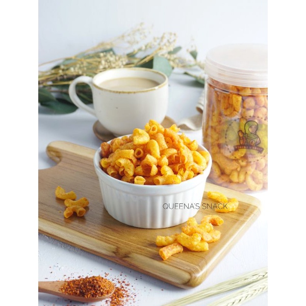 

Makaroni Pedas manis 250 gram kemasan toples