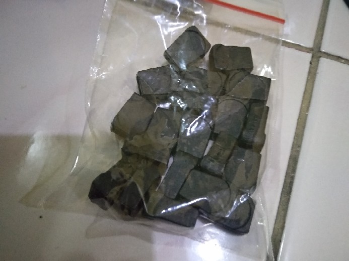 Stopper Ujung Tali Bandul Tas Tarikan Sleting Stu Assesories Tas Produksi