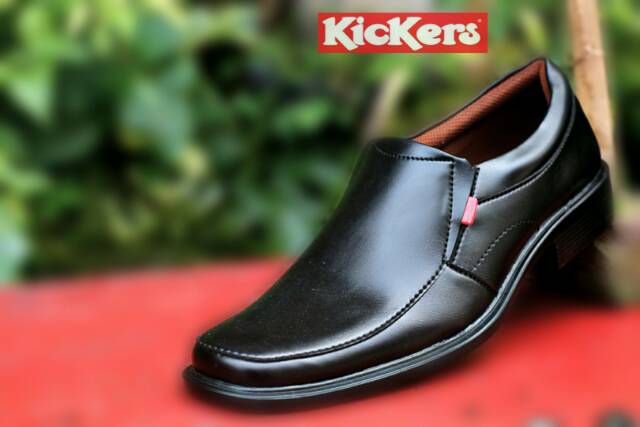 Sepatupantofel Kickers Sepatu Pria Terlaris