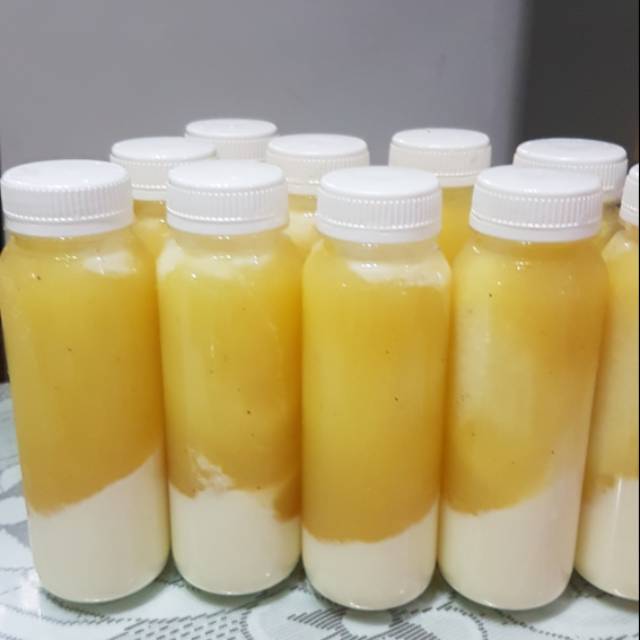 

Yoghurt Home made ( selai nanas, mangga, alpukat, strawberry, kiwi)