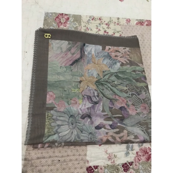 preloved mermaid taupe buttonscarves