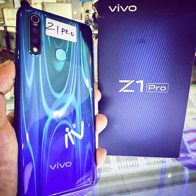 Z1 pro 6/128 Snapdragon 712 batre 5000 dual enggine fash charging