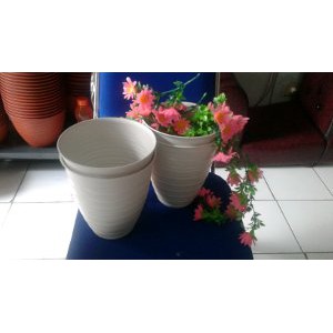 Pot Piros 18 Cm Putih Motif Pot Plastik 18cm Pot Plastik Bunga Putih