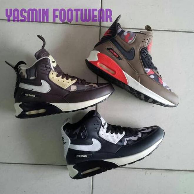 sepatu nike boots