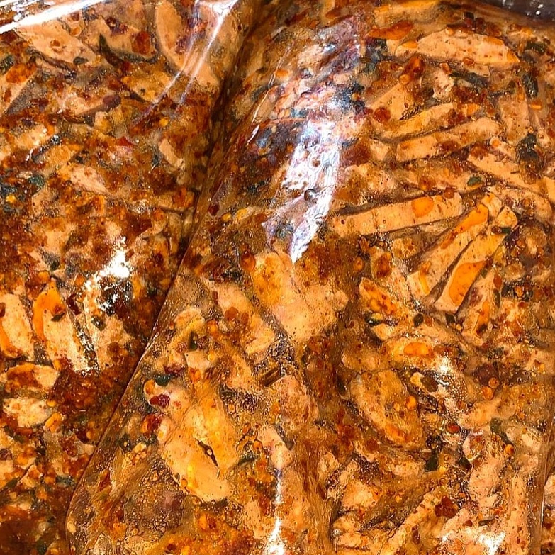 

HARGA MIRING BASRENG REMPAH PEDAS DAUN JERUK ISI 100 GRAM EMBUN SNACK