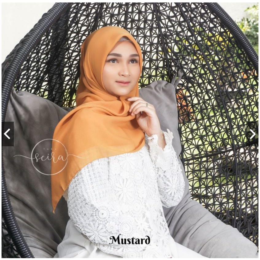 [BISA COD] Bella Square Hijab Segiempat / Kerudung Segi Empat Bella Square / Jilbab Segiempat Bela (Kain Tebal Adem Tidak Menerawang)-Mustard