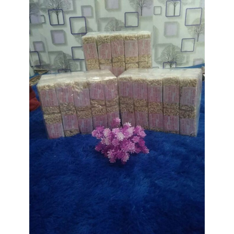 

Camilan Gipang Manis