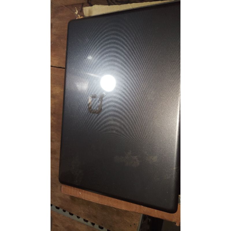engsel laptop hp compaq v3000