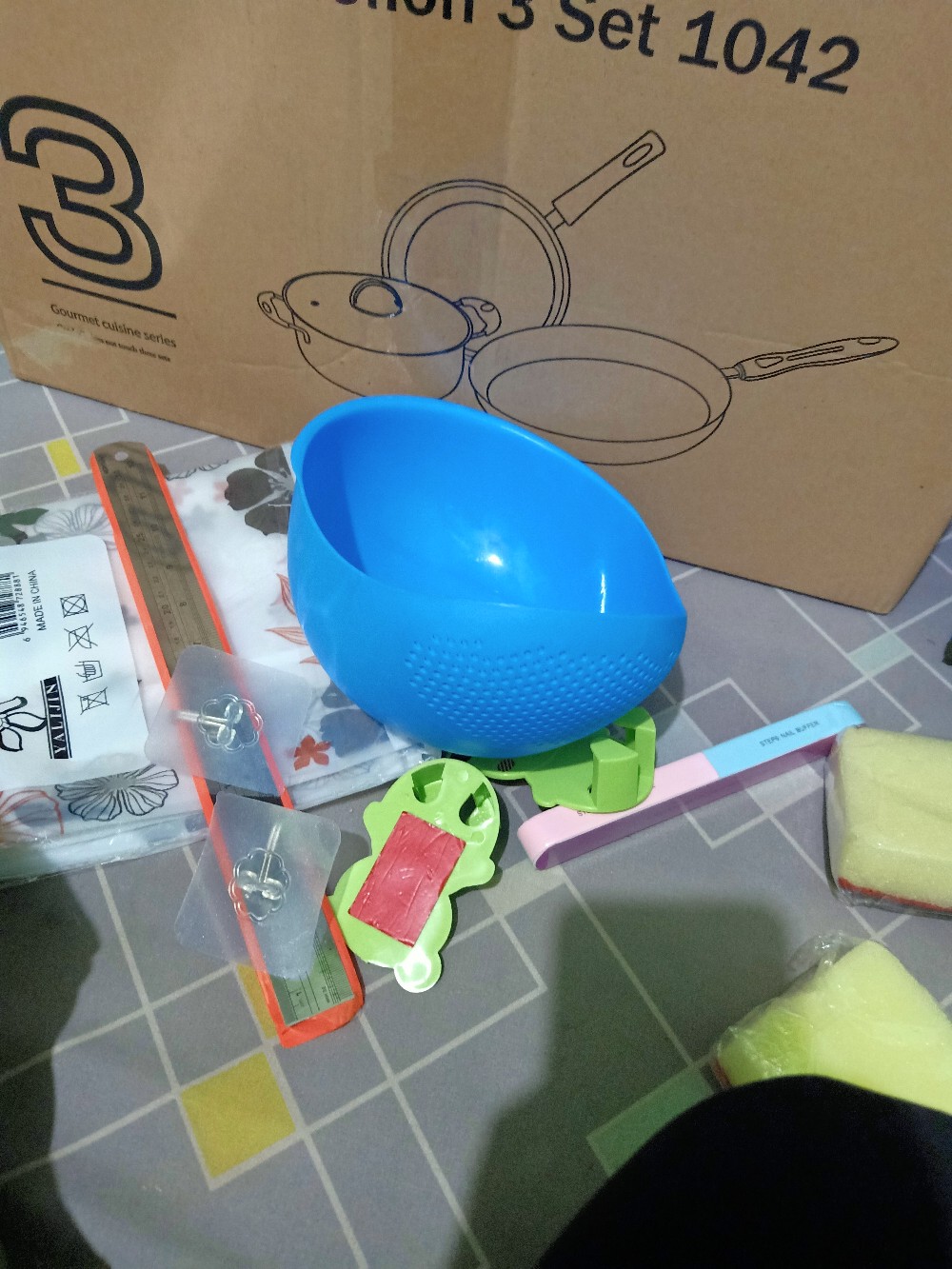 Hlokh886 Pembersih Sponge Cuci Piring 2 Sisi Spons Cuci Serbaguna Catty Spon Cuci Piring Sabut Busa