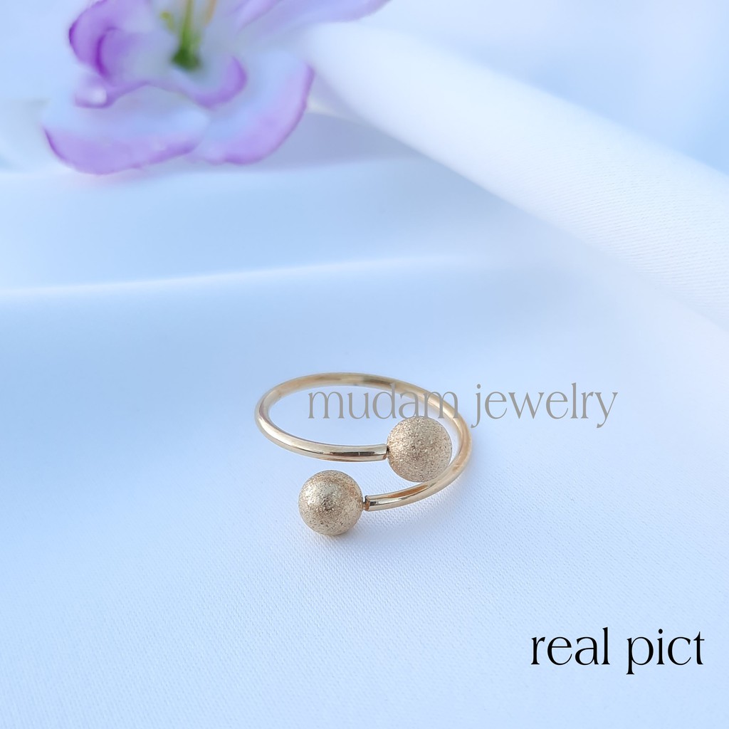 Cincin Titanium Two Balls Simple dan Elegan Warna Rosegold