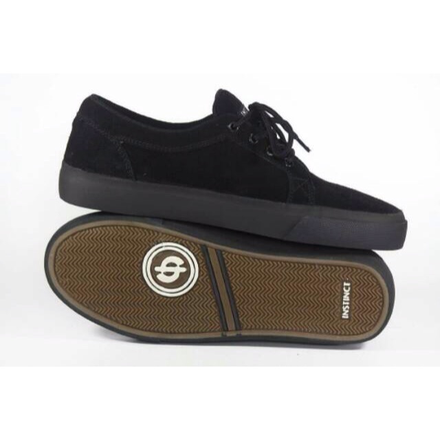 INSTINCT footwearCo (full black)