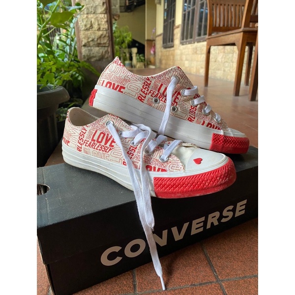 converse chuck tailor all star low love fearlessly