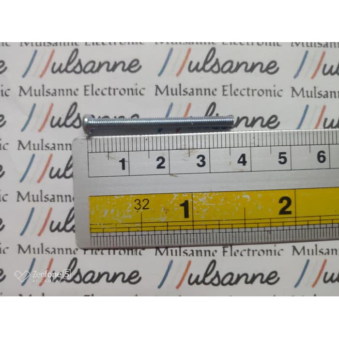 Baut - Bolt M3 Diameter 3mm Panjang 35mm / 3.5Cm