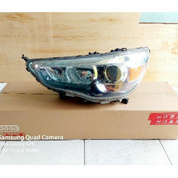 Headlamp Lampu Depan Outlander Sport Original