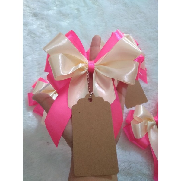 

aplikasi pita jadi tiga kuping /Pita hampers custom free hangtag / pita souvenir