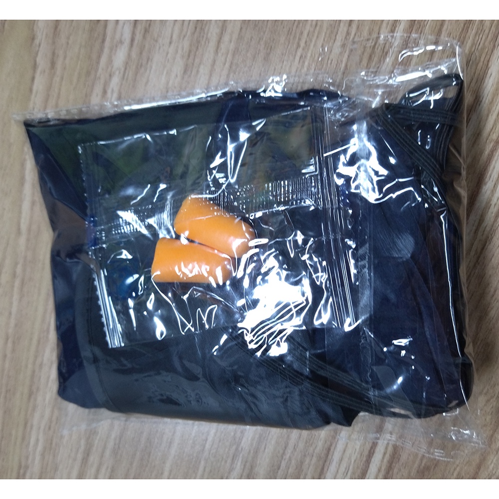 Bantal Leher Inflatable Bonus Masker Mata dan Earplug