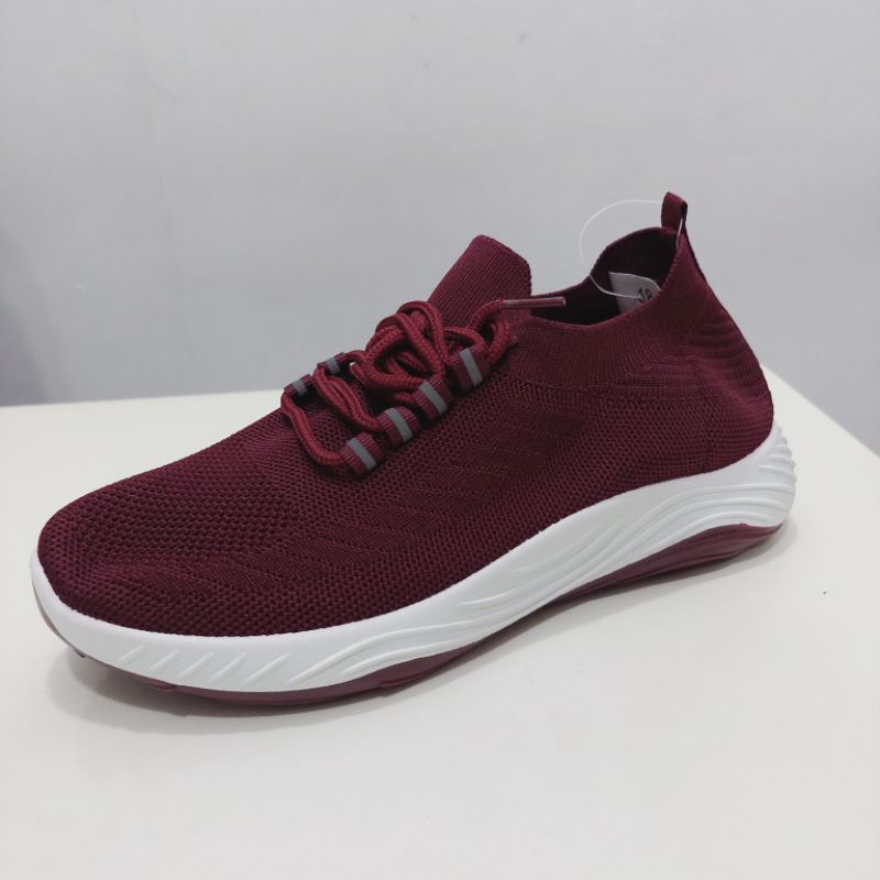 SP : Sepatu wanita merah maroon Feata A 2016