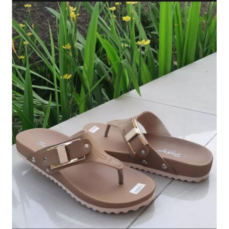 sandal flat wanita jepit terbaru-1