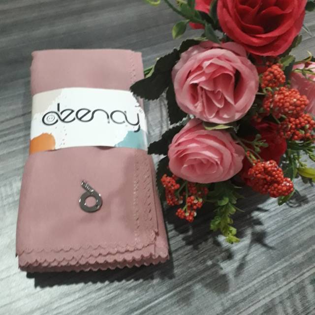 Hijab Polos segi empat Voal Ultrafine Deenay Liza Dusty pink