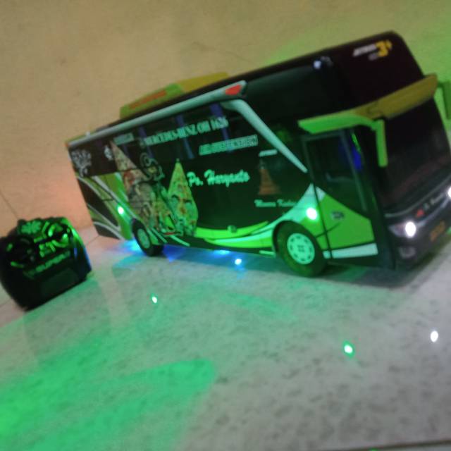 Miniatur BUS PO Haryanto Wayang SHD