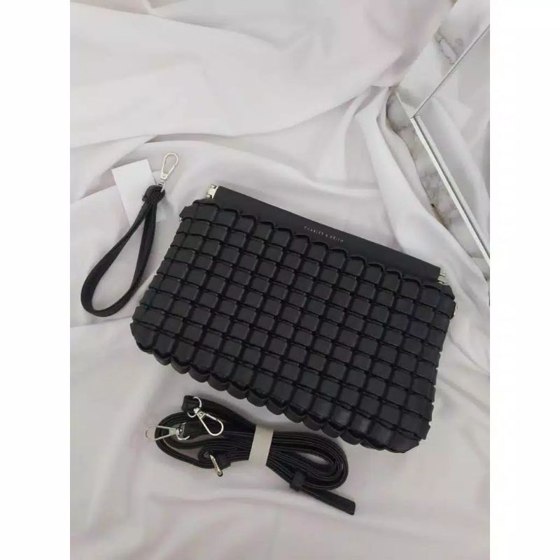 Tas Clutch Selempang Charles&Keith ( Real Pic )