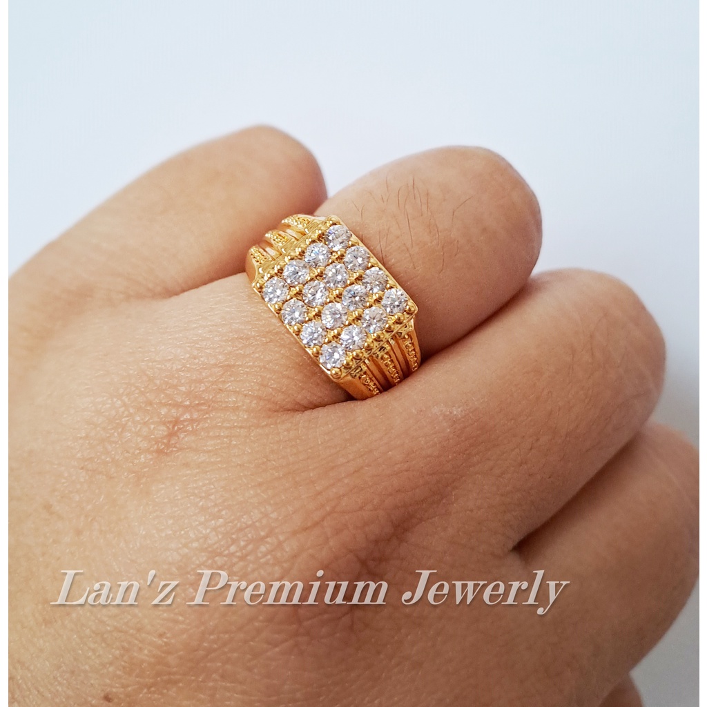 Cincin Pria Kotak ZYIU Kristal Titanium 22K (emas)