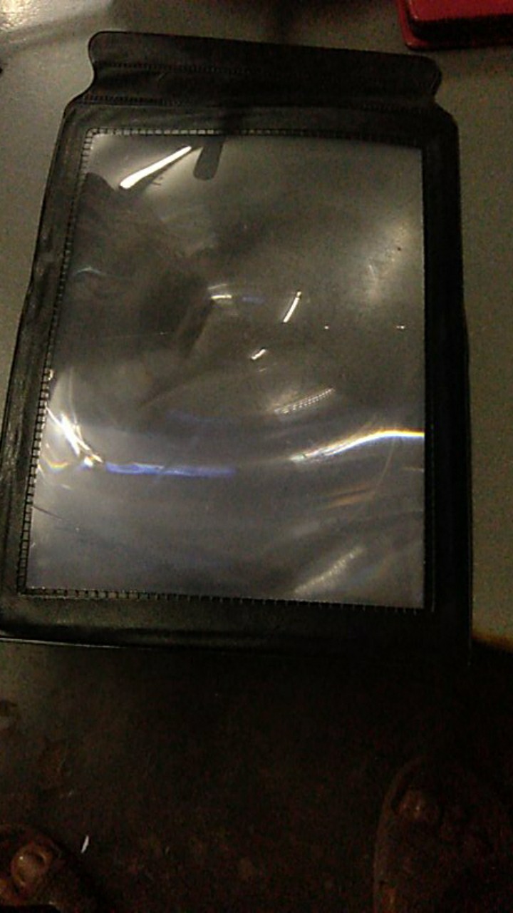 Kaca Pembesar 4x Ukuran Besar Untuk Membaca Buku