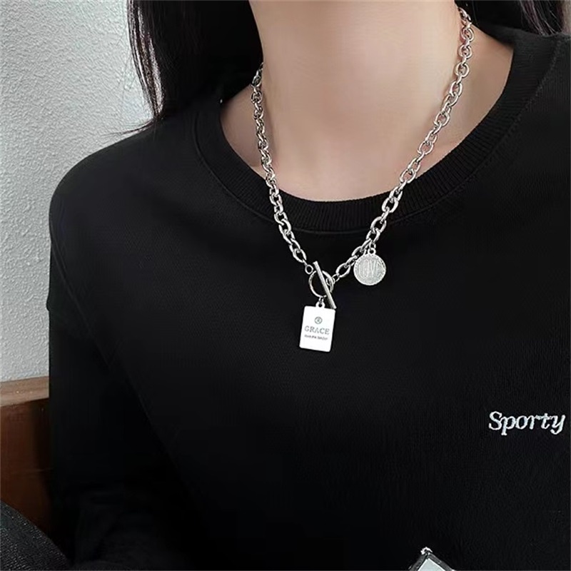 Kalung Rantai Liontin Tag Persegi Bahan Titanium Steel Gaya Hip-Hop Untuk Pria Dan Wanita