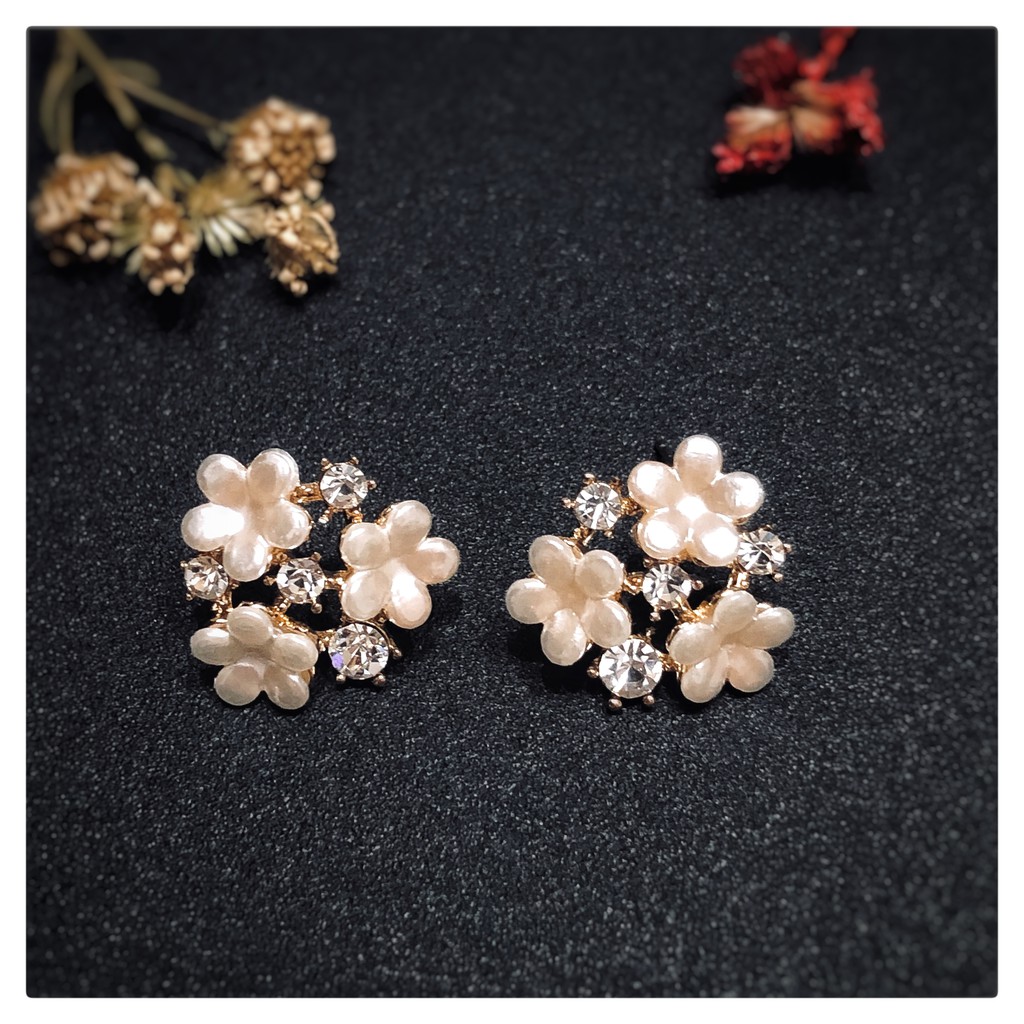 Rita - Anting Bunga Mutiara - Anting Emas Fashion Korea